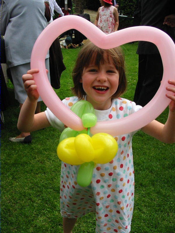 Enfant avec un ballon