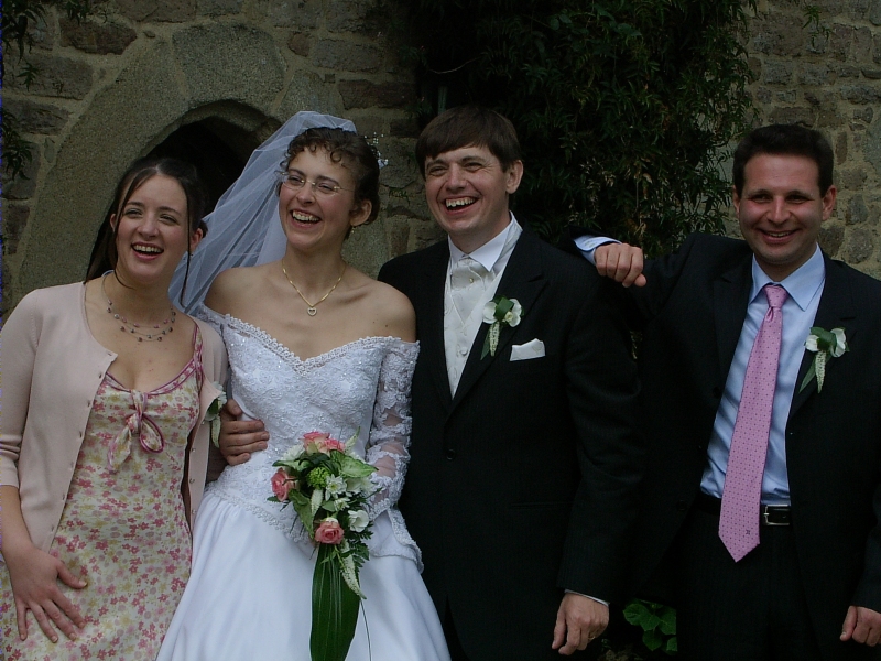 Les mari&eacute;s et leurs t&eacute;moins