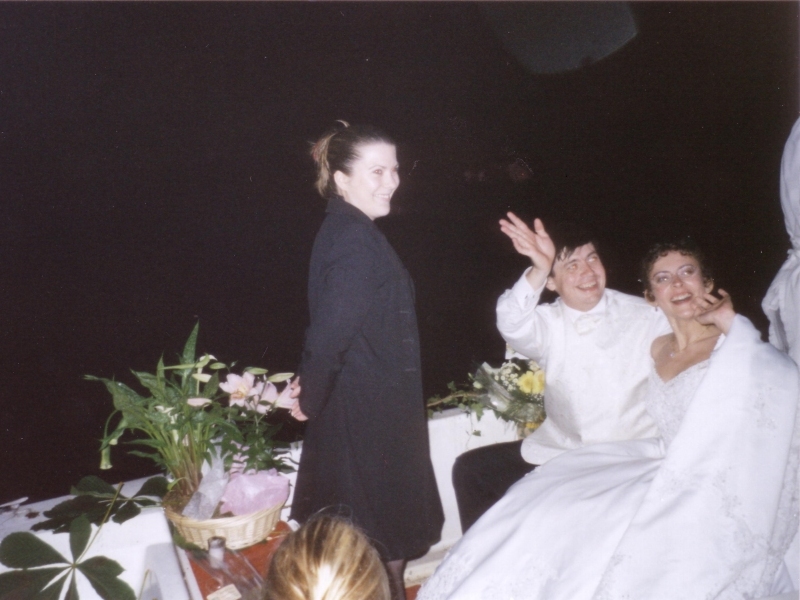 Les mari&eacute;s en barque